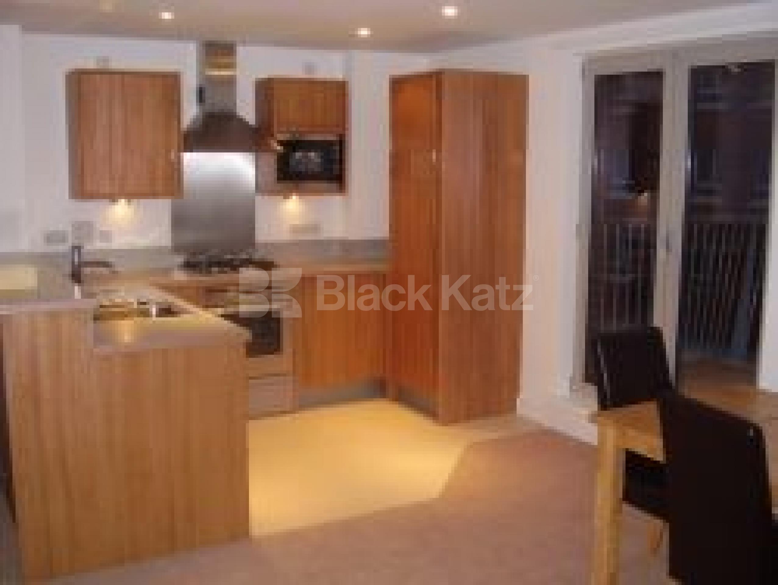 			2 Bedroom, 1 bath, 1 reception Flat			 Caronade Court, HOLLOWAY/ISLINGTON BORDERS N7 N7